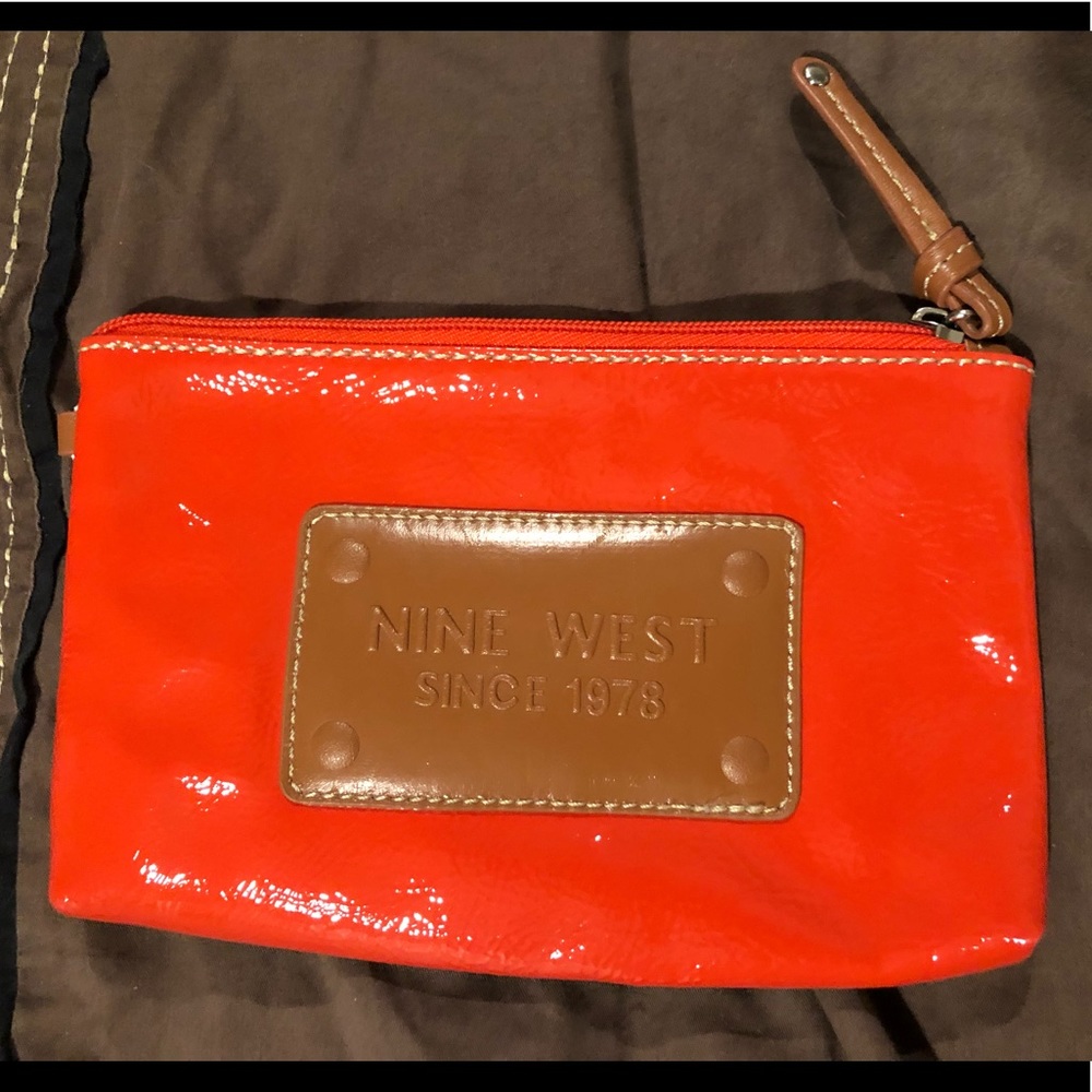 ** SOLD ** Nine West makeup pouch